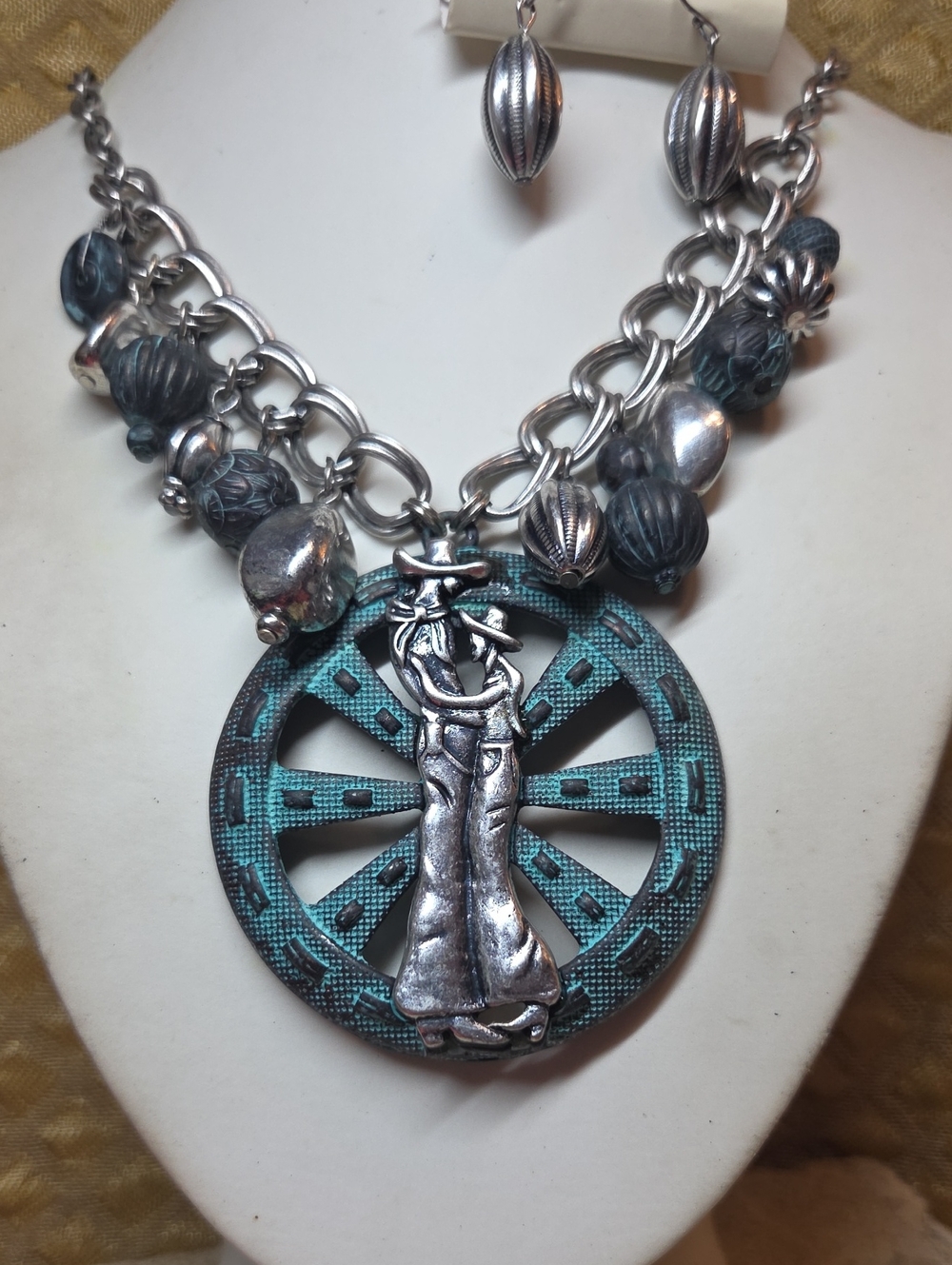 Sourh Western Silver-Tone Pendant Necklace Earrings Teal Patina Cowboy cowgirl